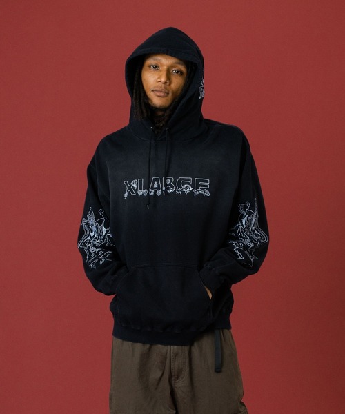 XLARGE（エクストララージ）の「CREEPY MANSION HOODED SWEATSHIRT（パーカー・メンズ・ブラウン/ブラック/オリーブ・S/M/L/XL）」の2枚目の写真