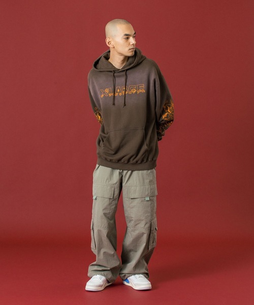 XLARGE（エクストララージ）の「CREEPY MANSION HOODED SWEATSHIRT（パーカー・メンズ・ブラウン/ブラック/オリーブ・S/M/L/XL）」の9枚目の写真