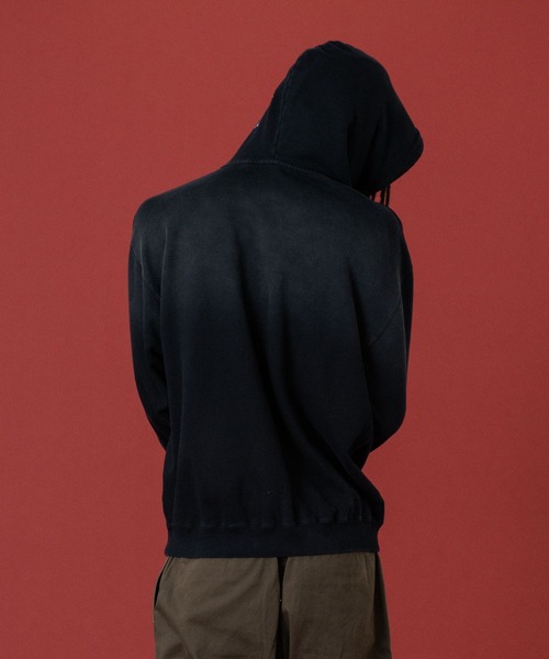 XLARGE（エクストララージ）の「CREEPY MANSION HOODED SWEATSHIRT（パーカー・メンズ・ブラウン/ブラック/オリーブ・S/M/L/XL）」の5枚目の写真