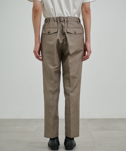 UNITED TOKYO(ユナイテッドトウキョウ)の「WOOL LINEN 1タックスラックス(その他パンツ・メンズ・グレイッシュベージュ/ブラック・1/2)」の17枚目の写真