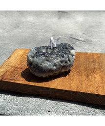 tone（トーン）の「【musk】ブルーカラーのストーンキャンドル(MA)（キャンドル）」