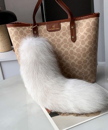 pyornim（ピョルニム）の「フォックス風 フェイクファー しっぽ チャーム キーホルダー（キーホルダー）」