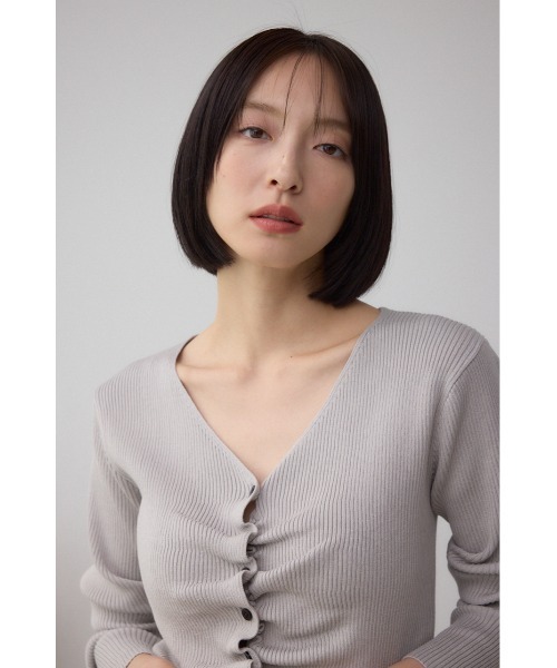 AZUL by moussy(アズールバイマウジー)の「フロントギャザーVネックニット(ニット/セーター・レディース・ブラウン/ブラック/ライトグレー・FREE)」の11枚目の写真