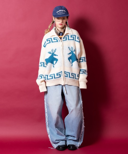 a.p.o.v.(エーピーオービー)の「a.p.o.v. ノルディックトナカイ柄カウチンニットジップアップセーター(ニット/セーター・メンズ・ピンク/チャコール/ネイビー/アイボリー・ONESIZE)」の7枚目の写真