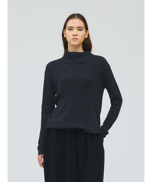 mizuiroind（ミズイロインド）の「mizuiro ind ボタン付きリブハイネックプルオーバー（ニット/セーター・レディース・ブラック/アイボリー/ネイビー/ブラウン/グレー・FREE）」の6枚目の写真