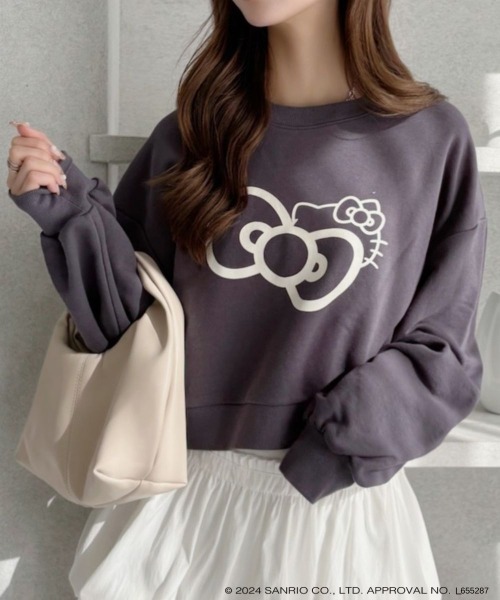 TREOVER(トレオーバー)の「≪HELLO KITTY≫ リボンデザインショートプルオーバー(Tシャツ/カットソー・レディース・チャコール/オートミール/アイボリー・FREE)」の2枚目の写真