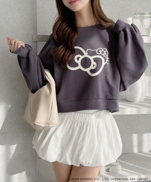 TREOVER(トレオーバー)の「≪HELLO KITTY≫ リボンデザインショートプルオーバー(Tシャツ/カットソー・レディース・チャコール/オートミール/アイボリー・FREE)」の8枚目の写真