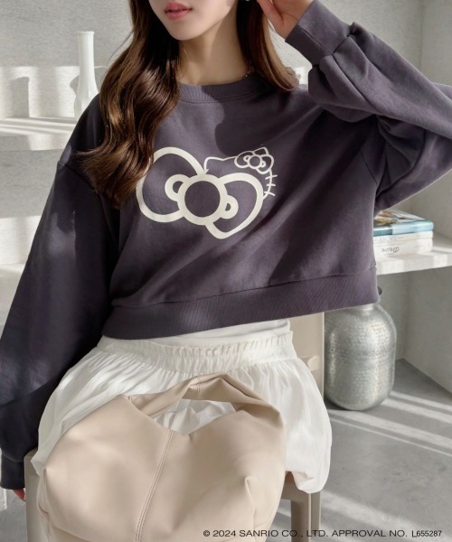 TREOVER(トレオーバー)の「≪HELLO KITTY≫ リボンデザインショートプルオーバー(Tシャツ/カットソー・レディース・チャコール/オートミール/アイボリー・FREE)」の9枚目の写真