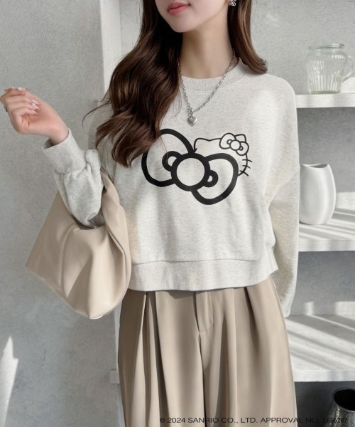 TREOVER(トレオーバー)の「≪HELLO KITTY≫ リボンデザインショートプルオーバー(Tシャツ/カットソー・レディース・チャコール/オートミール/アイボリー・FREE)」の12枚目の写真