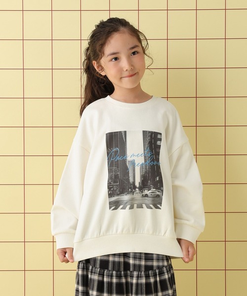 LEPSIM(レプシィム)の「【KIDS】裏毛プリントスウェットプルオーバー 598345(スウェット・キッズ・グレー/ライトグリーン/アイボリー・130/140/120)」の10枚目の写真