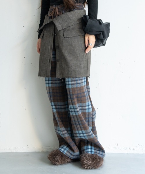 hwyl（ヒュイル）の「起毛チェック柄タックワイドパンツ（その他パンツ・レディース・ホワイト系その他/ブルー系その他・FREE）」の6枚目の写真