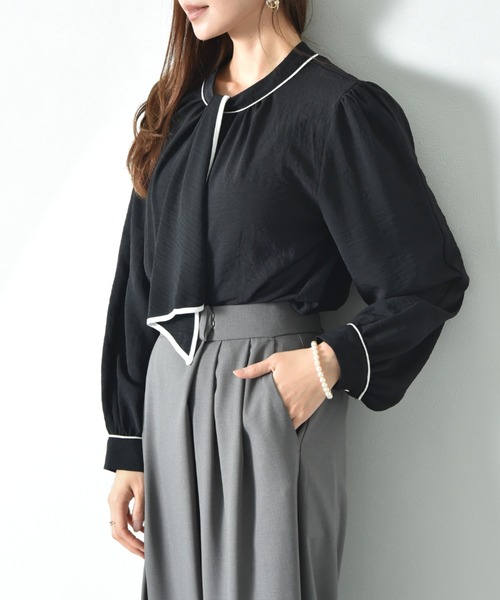 INTERPLANET（インタープラネット）の「【UV・接触冷感】ポーラチーフタイ袖２ＷＡＹブラウス（シャツ/ブラウス・レディース・ベージュ/オフホワイト/ブラック・FREE）」の16枚目の写真