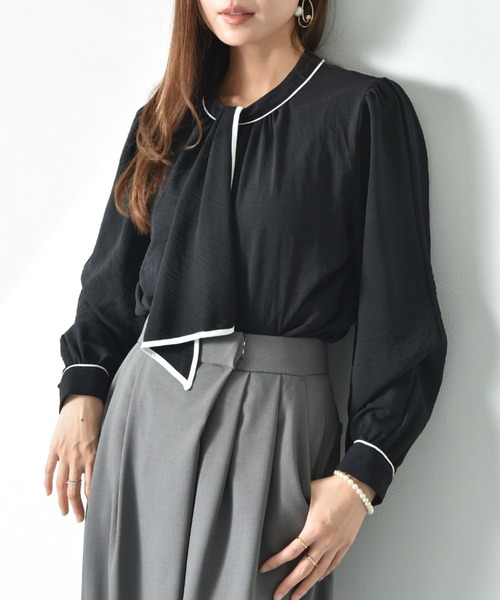 INTERPLANET（インタープラネット）の「【UV・接触冷感】ポーラチーフタイ袖２ＷＡＹブラウス（シャツ/ブラウス・レディース・ベージュ/オフホワイト/ブラック・FREE）」の17枚目の写真