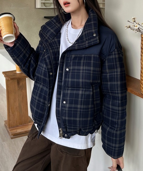 FAVORITO(ファヴォリート)の「切り替えチェック柄ジップスジャケット(ダウンジャケット/コート・レディース・ブラウン/レッド/ブラック/ネイビー・L/M/XL)」の19枚目の写真
