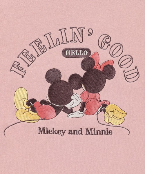 Disney(ディズニー)の「【DISNEY/ディズニー】ミッキーマウス裏起毛総刺繍クルーネックトレーナー(スウェット・レディース・ベージュ/ネイビー/ブラック/ライトピンク・MEDIUM/LARGE)」の21枚目の写真