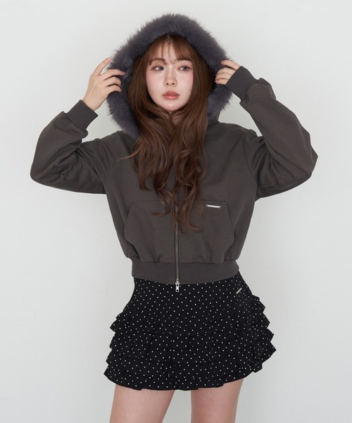 RAY CASSIN(レイカズン)の「ファー付フードパーカー(パーカー・レディース・グレー/チャコールグレー/ブラウン・FREE)」の4枚目の写真