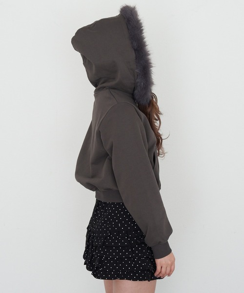 RAY CASSIN(レイカズン)の「ファー付フードパーカー(パーカー・レディース・グレー/チャコールグレー/ブラウン・FREE)」の8枚目の写真