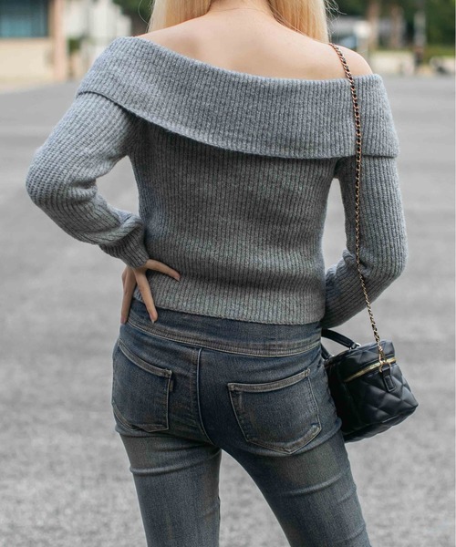GORGE（ゴージ）の「《オフショルダー×美シルエット》レディース ニットトップス 肩あき 大人フェミニン 秋冬（ニット/セーター・レディース・アイボリー/チャコール/ボルドー・F）」の12枚目の写真