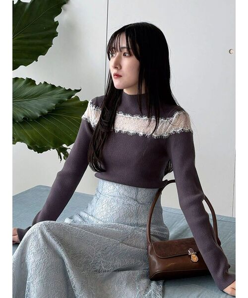 MERCURYDUO(マーキュリーデュオ)の「レースカッティングニット(ニット/セーター・レディース・チャコールグレー/ブラック/ピンク・FREE)」の3枚目の写真