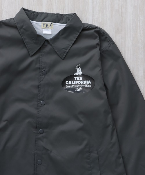 The Endless Summer（エンドレスサマー）の「TES CALIFORNIA CREW COACH JACKET / コーチジャケット（ナイロンジャケット・メンズ・ブラック/チャコール/ネイビー/ブラウン・LARGE/MEDIUM/SMALL/X-LARGE/XX-LARGE）」の13枚目の写真