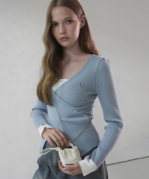 Vivacious(ビバシャス)の「Phoebe Mini Chain Bag - 5COL(メッセンジャーバッグ・レディース・アイボリー/ブラックミックス/グレイッシュブルー/ブラック/ピンク・FREE)」の7枚目の写真