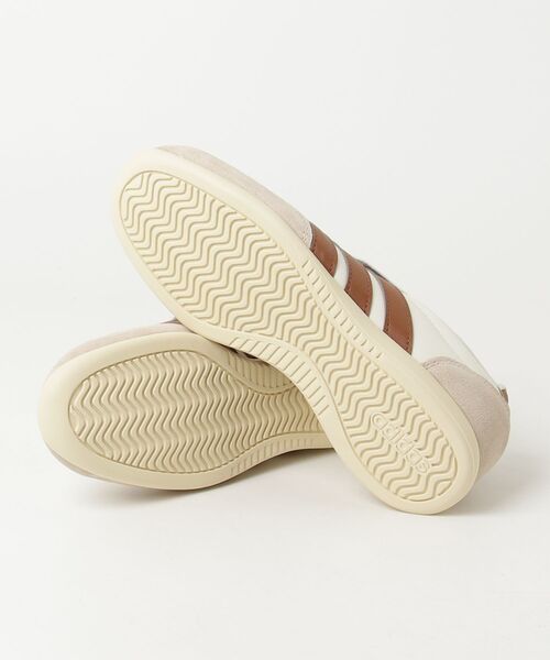 adidas(アディダス)の「バレダ ロー / BARREDA LO / アディダス adidas(スニーカー・レディース・ホワイト・27.0cm/26.5cm/26.0cm/25.5cm/25.0cm/24.5cm/24.0cm/23.5cm/23.0cm/22.5cm/22.0cm)」の6枚目の写真