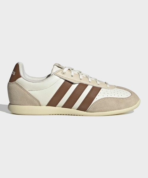 adidas(アディダス)の「バレダ ロー / BARREDA LO / アディダス adidas(スニーカー・レディース・ホワイト・27.0cm/26.5cm/26.0cm/25.5cm/25.0cm/24.5cm/24.0cm/23.5cm/23.0cm/22.5cm/22.0cm)」の1枚目の写真