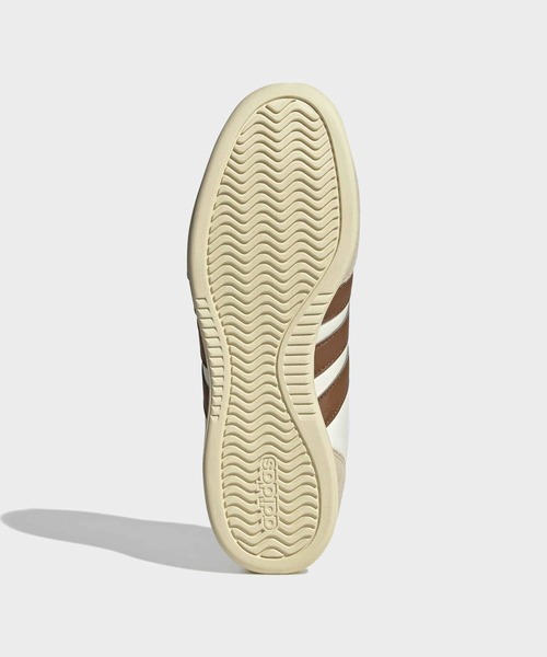 adidas(アディダス)の「バレダ ロー / BARREDA LO / アディダス adidas(スニーカー・レディース・ホワイト・27.0cm/26.5cm/26.0cm/25.5cm/25.0cm/24.5cm/24.0cm/23.5cm/23.0cm/22.5cm/22.0cm)」の8枚目の写真