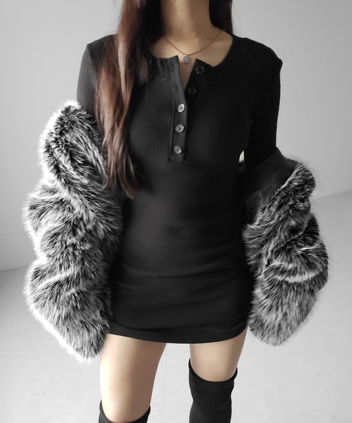 me+em select(ミームセレクト)の「【 2color 】裏起毛ヘンリーネックタイトミニワンピース / urakimo henley neck tight mini onepiece(ワンピース・レディース・ブラック/グレー・FREE)」の22枚目の写真