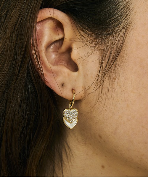 大粒ハートチャーム 2連フープピアス / ゴールド / 韓国風（ピアス（両