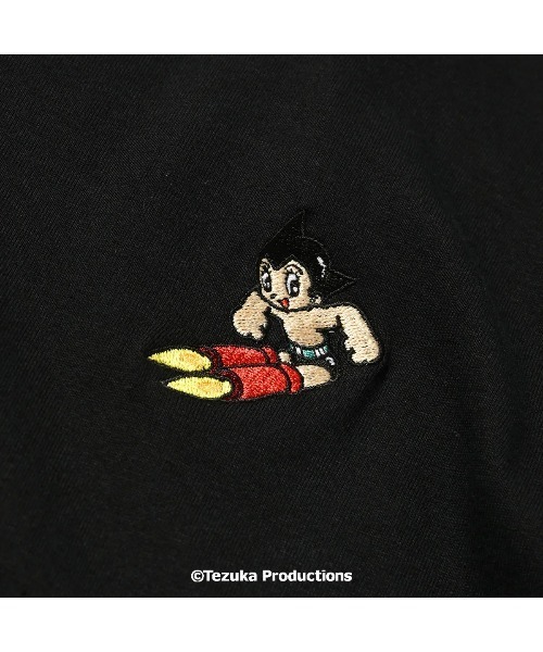 HOMEGAME（ホームゲーム）の「HOMEGAME x 鉄腕アトム - Tシャツ[HOMEGAME x ATOM EMBROIDERED TEE HG250147]（Tシャツ/カットソー・メンズ・ブラック/ホワイト・MEDIUM/SMALL/X-LARGE/LARGE）」の6枚目の写真