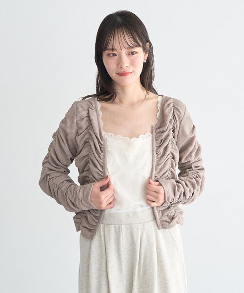 earth music&ecology（アースミュージックアンドエコロジー）の「フロントホックシャーリングトップス（シャツ/ブラウス・レディース・アイボリー/ブラック/モカ・FREE）」の13枚目の写真
