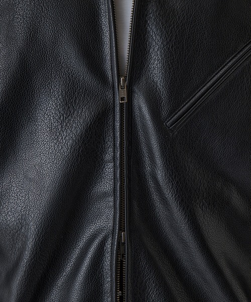 Lui's（ルイス）の「モダンシンセテックレザーブルゾン（ブルゾン・メンズ・ダークブラウン/ブラック・S/M）」の16枚目の写真