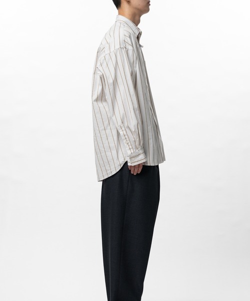 In・stru(men-tal).(インストルメンタル)の「Cotton High Density Stripe Long-sleeve Shirt(シャツ/ブラウス・メンズ・ホワイト/ライトブルー/ブラック・44)」の8枚目の写真