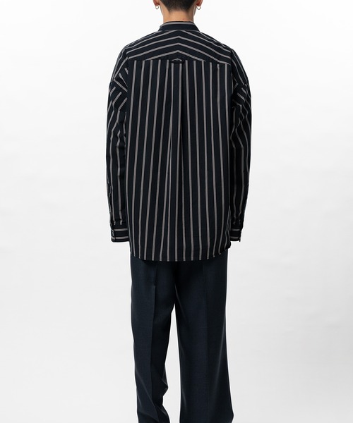 In・stru(men-tal).(インストルメンタル)の「Cotton High Density Stripe Long-sleeve Shirt(シャツ/ブラウス・メンズ・ホワイト/ライトブルー/ブラック・44)」の13枚目の写真
