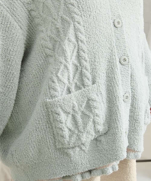 Louiosy(ルオシー)の「【Louiosy】【大きいサイズ】フラッフィーケーブルカーディガン(カーディガン/ボレロ・レディース・アイボリー/ライトブルー・LL/4L)」の17枚目の写真