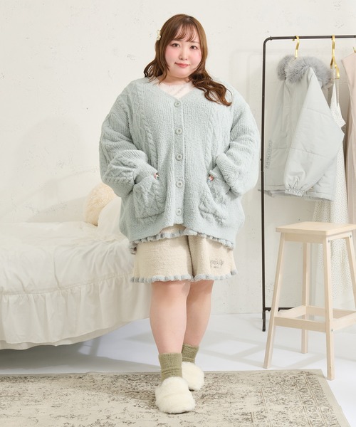 Louiosy(ルオシー)の「【Louiosy】【大きいサイズ】フラッフィーケーブルカーディガン(カーディガン/ボレロ・レディース・アイボリー/ライトブルー・LL/4L)」の20枚目の写真