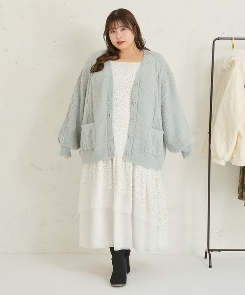 Louiosy(ルオシー)の「【Louiosy】【大きいサイズ】フラッフィーケーブルカーディガン(カーディガン/ボレロ・レディース・アイボリー/ライトブルー・LL/4L)」の12枚目の写真