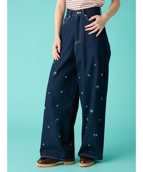 FURFUR（ファーファー）の「ビーズ刺繍デニムパンツ（デニムパンツ・レディース・グレー/ブルー/ライトブルー・0/1）」の12枚目の写真