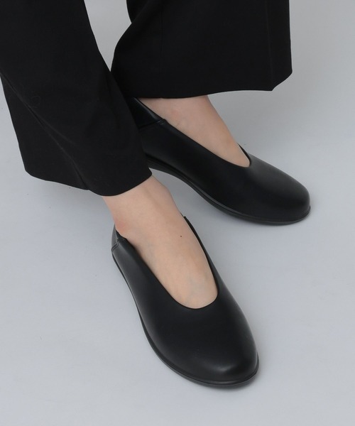 LEPSIM(レプシィム)の「プレーンスニーパー 636588(パンプス・レディース・ブラック/ガンメタ・LARGE/MEDIUM)」の11枚目の写真