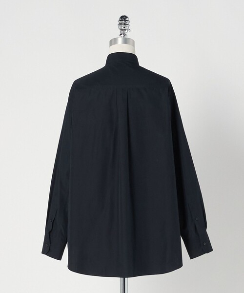 LOEFF(ロエフ)の「<LOEFF>コットン ブロード バンドカラー シャツ(シャツ/ブラウス・レディース・ホワイト/コバルトブルー/ネイビー・0/1)」の17枚目の写真