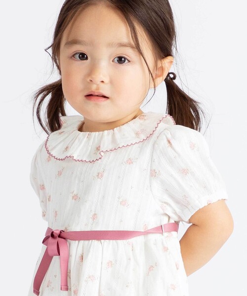 BeBe（ベベ）の「【お揃い】花柄フリルカラーパフスリーブワンピース（その他ベビーウェア・キッズ・イエロー系その他/ピンク系その他・80ｃｍ/90cm）」の5枚目の写真