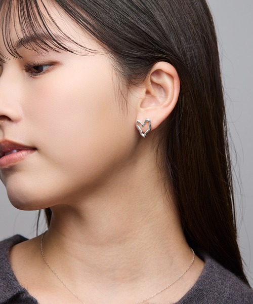norme(ノーム)の「【SILVER925】ノーム オープン ハート ピアス / norme open heart pierce(ピアス(両耳用)・レディース・シルバー・FREE)」の9枚目の写真