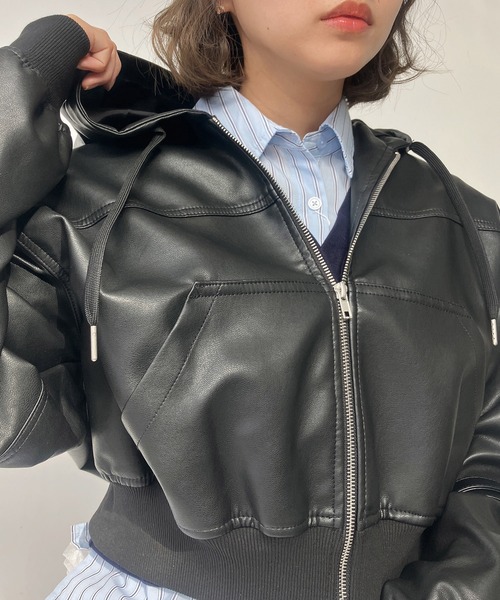 AS KNOW AS plus（アズノゥアズプラス）の「◯フード付き クロップド丈ジャケット  セットアップ対応（その他アウター・レディース・ブラック系その他/カモフラージュ/ケミカルウォッシュ・FREE）」の8枚目の写真