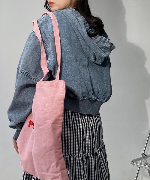 AS KNOW AS plus（アズノゥアズプラス）の「◯フード付き クロップド丈ジャケット  セットアップ対応（その他アウター・レディース・ブラック系その他/カモフラージュ/ケミカルウォッシュ・FREE）」の13枚目の写真