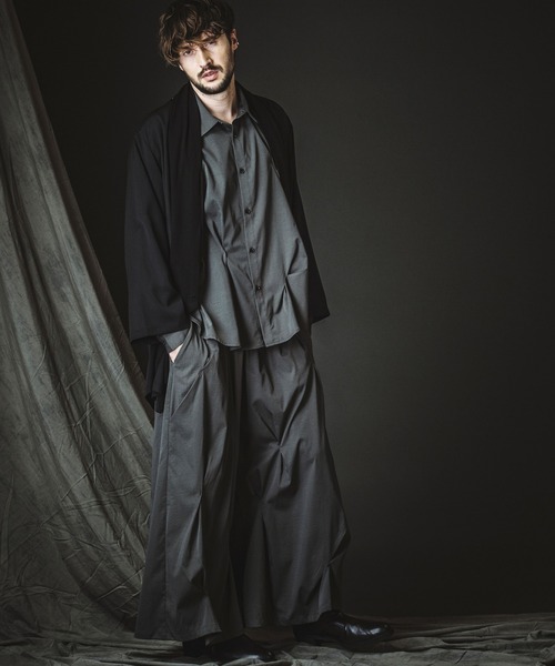 NO ID.(ノーアイディ)の「【NO ID.】Random Tuck Wide Pants / ランダム タック ワイド パンツ(その他パンツ・メンズ・ブラック/グレー・1/2)」の12枚目の写真
