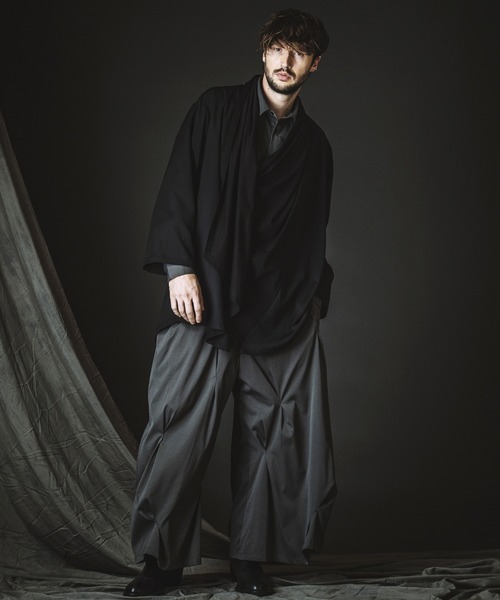 NO ID.(ノーアイディ)の「【NO ID.】Random Tuck Wide Pants / ランダム タック ワイド パンツ(その他パンツ・メンズ・ブラック/グレー・1/2)」の20枚目の写真