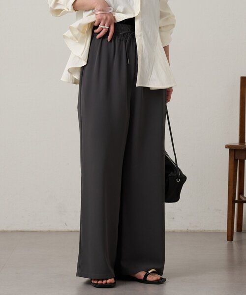 Omekashi(オメカシ)の「イージーパンツ(その他パンツ・レディース・オフホワイト/ブラック/チャコールグレー・38/36/PS)」の13枚目の写真