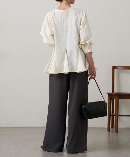 Omekashi(オメカシ)の「イージーパンツ(その他パンツ・レディース・オフホワイト/ブラック/チャコールグレー・38/36/PS)」の20枚目の写真