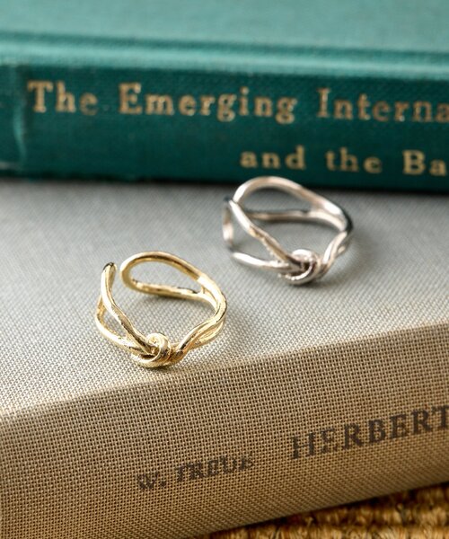 Jena espace merveilleux（ジェナ　エスパスメルヴェイユ）の「ムスビニュアンスリング（リング・レディース・シルバー/ゴールド・FREE）」の2枚目の写真